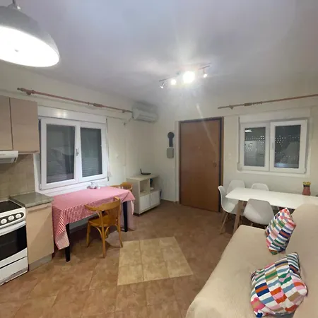Persephone Potidea Apartament